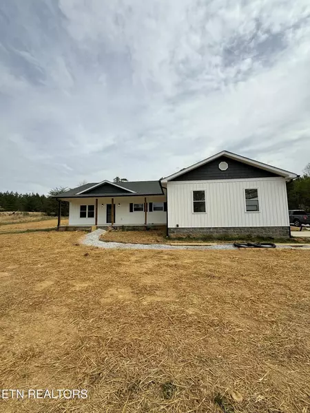 222 Ten Mile Lane, Ten Mile, TN 37880
