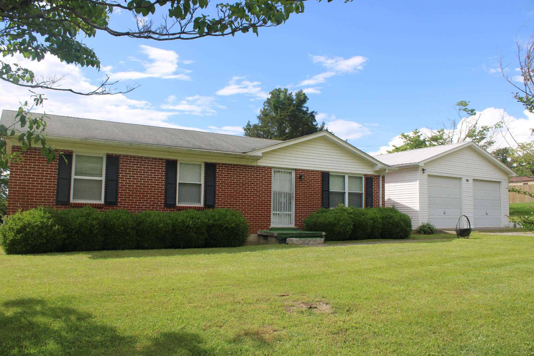 151 Spring Valley Rd, Mcminnville, TN 37110