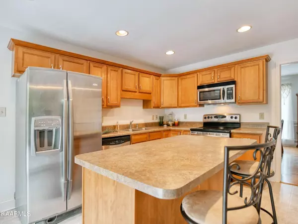 Lenoir City, TN 37771,1304 Bird Rd