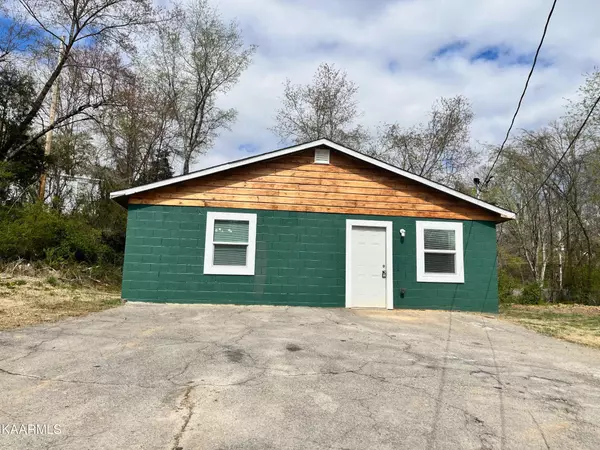 2180 Browder Hollow Rd, Lenoir City, TN 37771