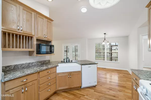 Lenoir City, TN 37771,1890 Riley Drive