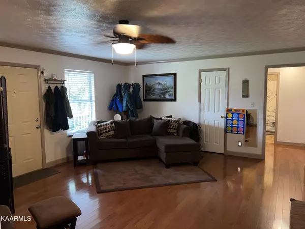 Maryville, TN 37804,1409 Flintstone Court