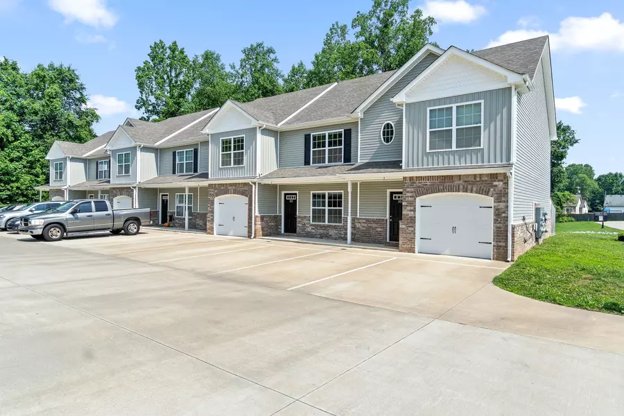 1552 Tylertown Rd #503, Clarksville, TN 37040