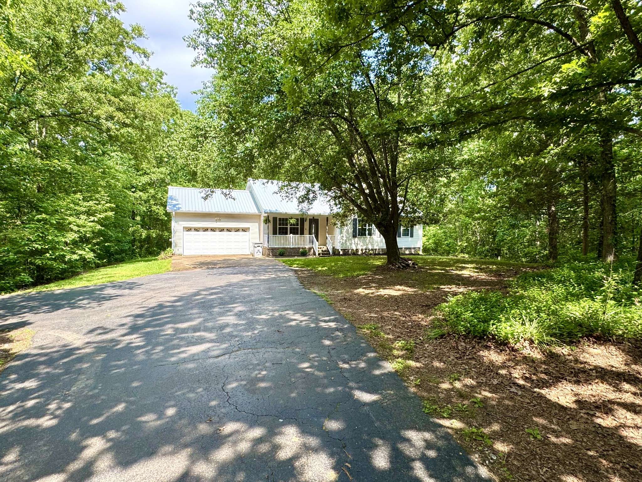 130 Jordan Ln, Hohenwald, TN 38462
