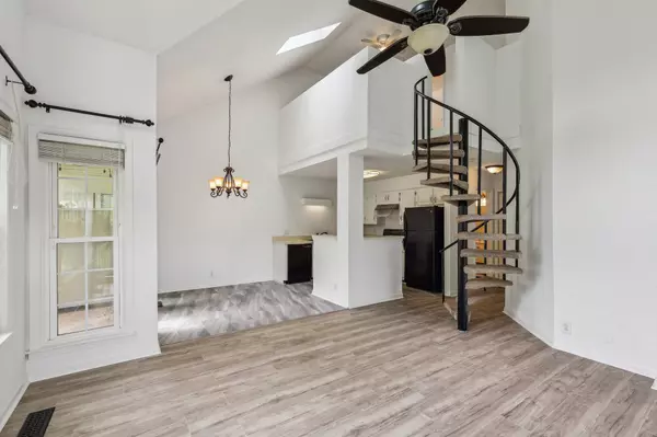 Hendersonville, TN 37075,129 Cherry Hill Dr #18C