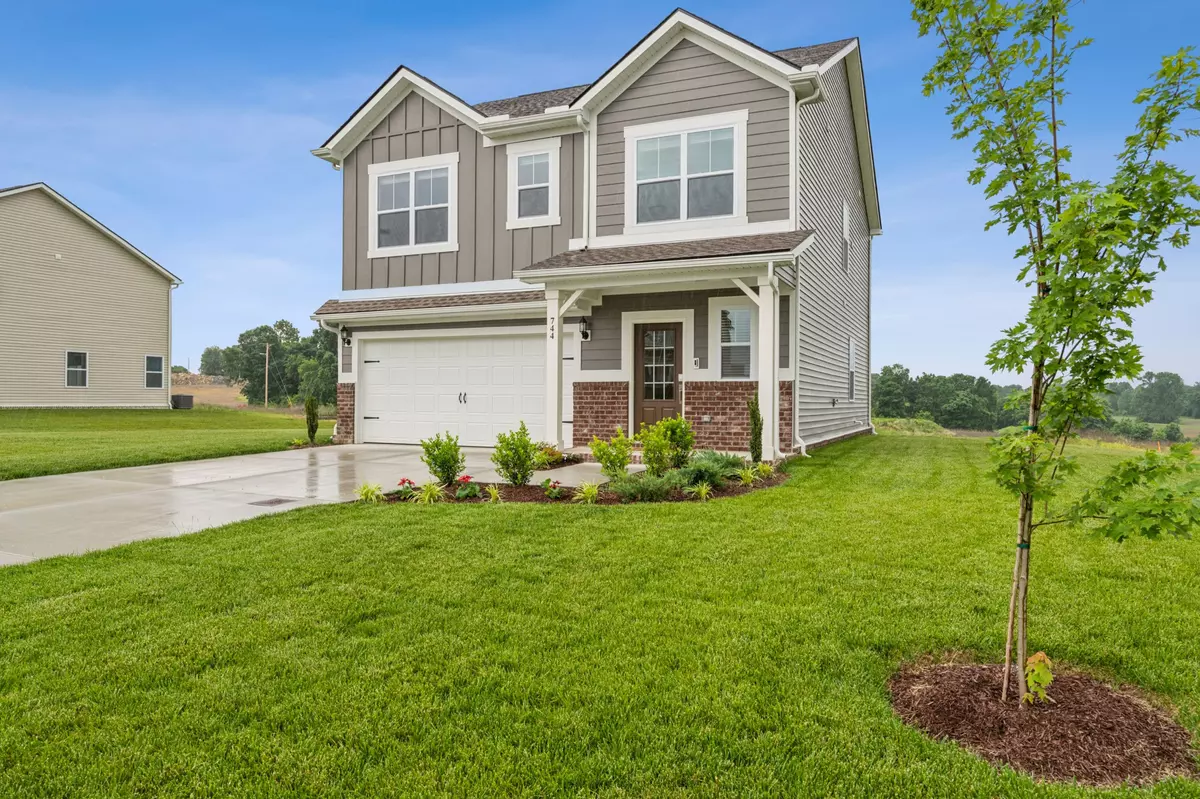 Westmoreland, TN 37186,744 Emerson Ln