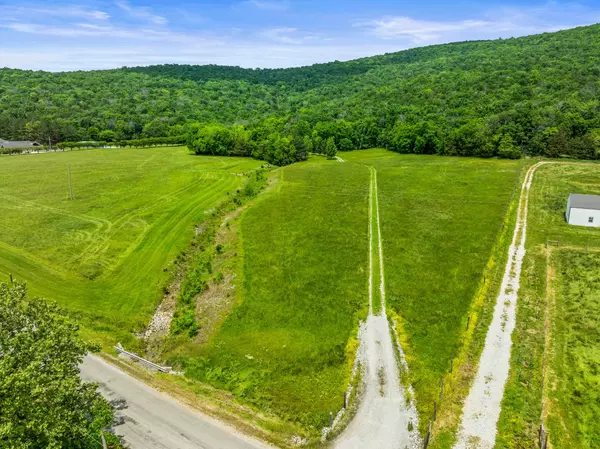 Cowan, TN 37318,0 Hawkins Cove Rd