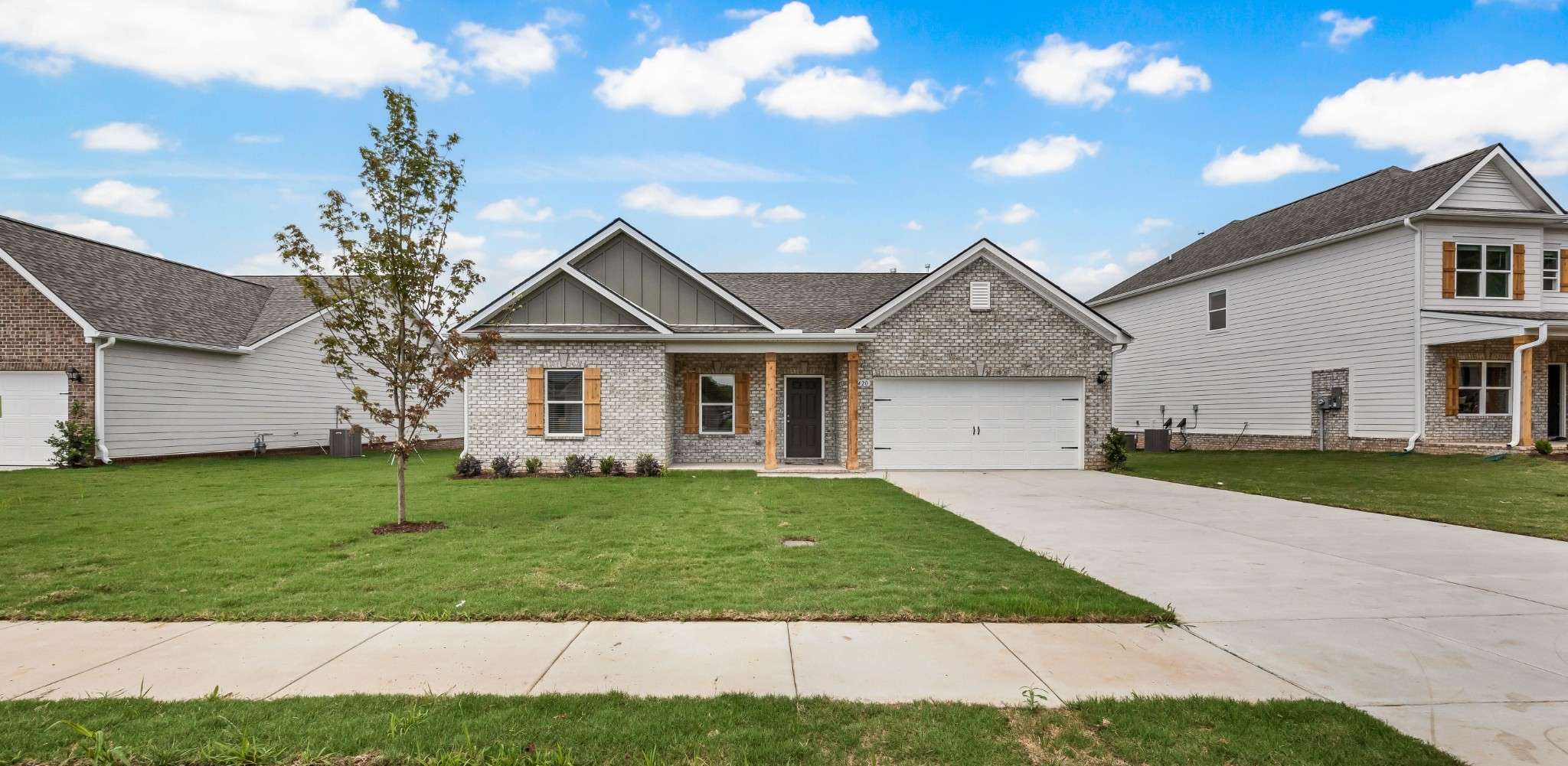 Clarksville, TN 37043,1420 English Oak Dr