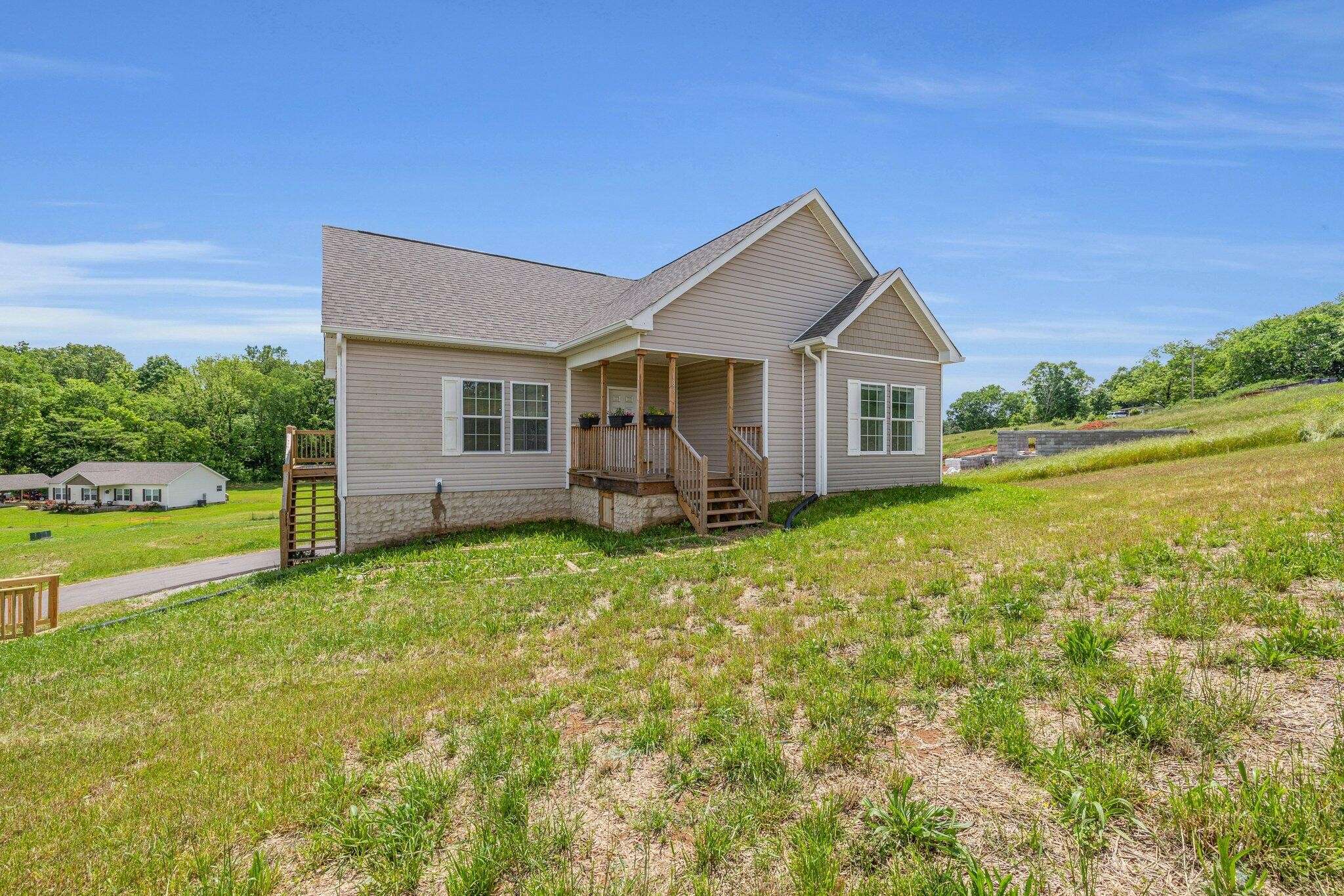 185 Waters Edge Drive, Spring City, TN 37381