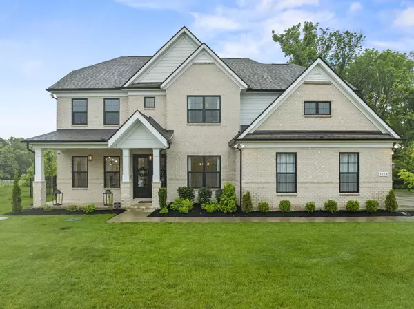 3224 Chase Point Dr, Franklin, TN 37067