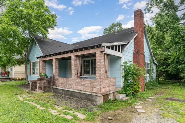 Ashland City, TN 37015,104 Lowe St