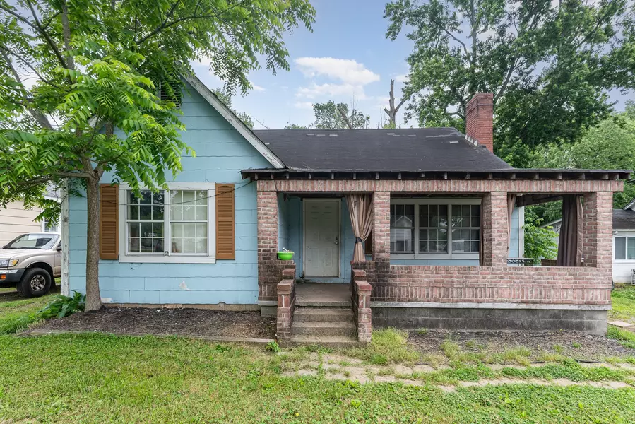 104 Lowe St, Ashland City, TN 37015