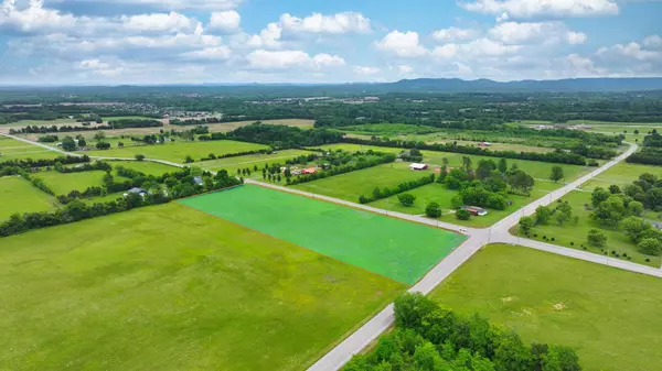Christiana, TN 37037,1 Sledge Rd