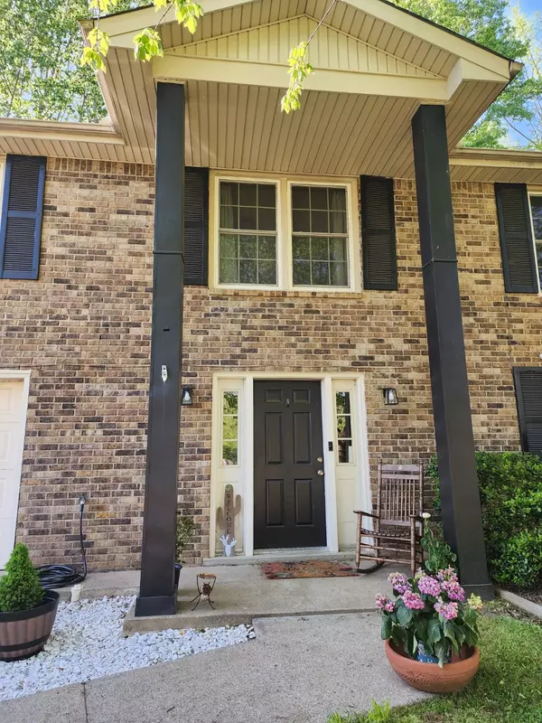 Clarksville, TN 37040,404 Warren Cir