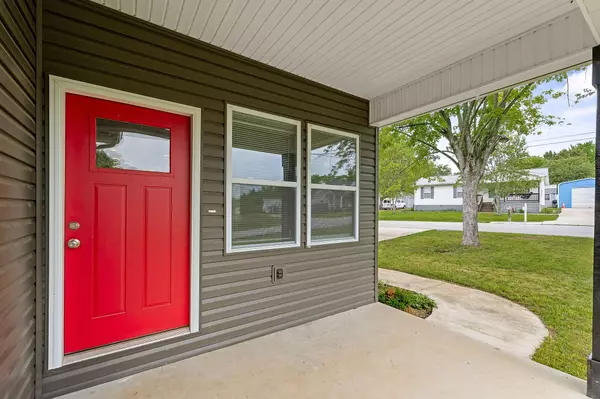 Smithville, TN 37166,201 Hayes St