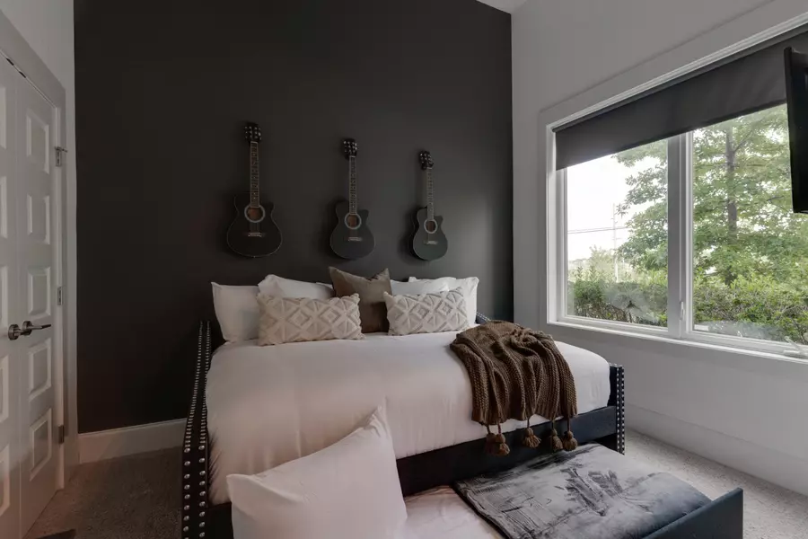 2705 Biloxi Ave, Nashville, TN 37204