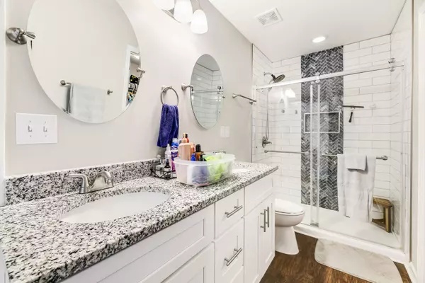 Alexandria, TN 37012,100 Allen St