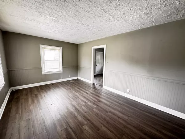 Winchester, TN 37398,411 Style St