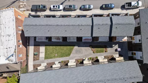 Chattanooga, TN 37409,121 Old Mountain Road