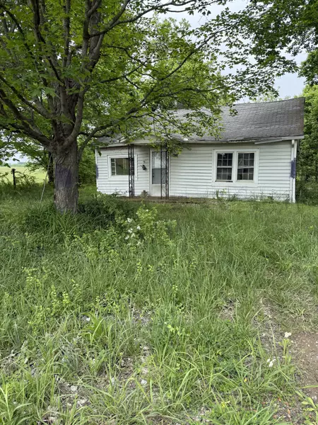 8612 Highway 25 #E, Cross Plains, TN 37049