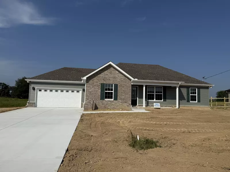 82 Hilltop St, Manchester, TN 37355