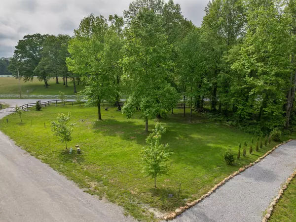 Monteagle, TN 37356,13 Sunset Bluff Way
