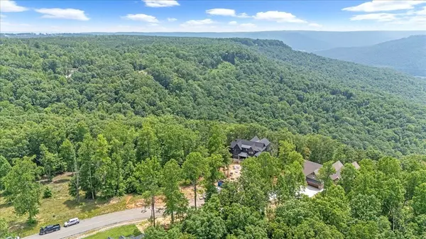Jasper, TN 37347,525 Moonlight Lane