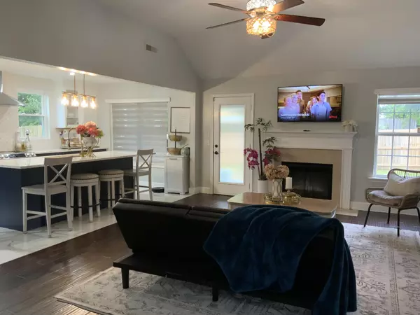 La Vergne, TN 37086,3024 Herman B Rader Dr