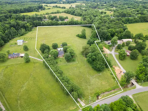 Greenbrier, TN 37073,3146 Old Greenbrier Pike