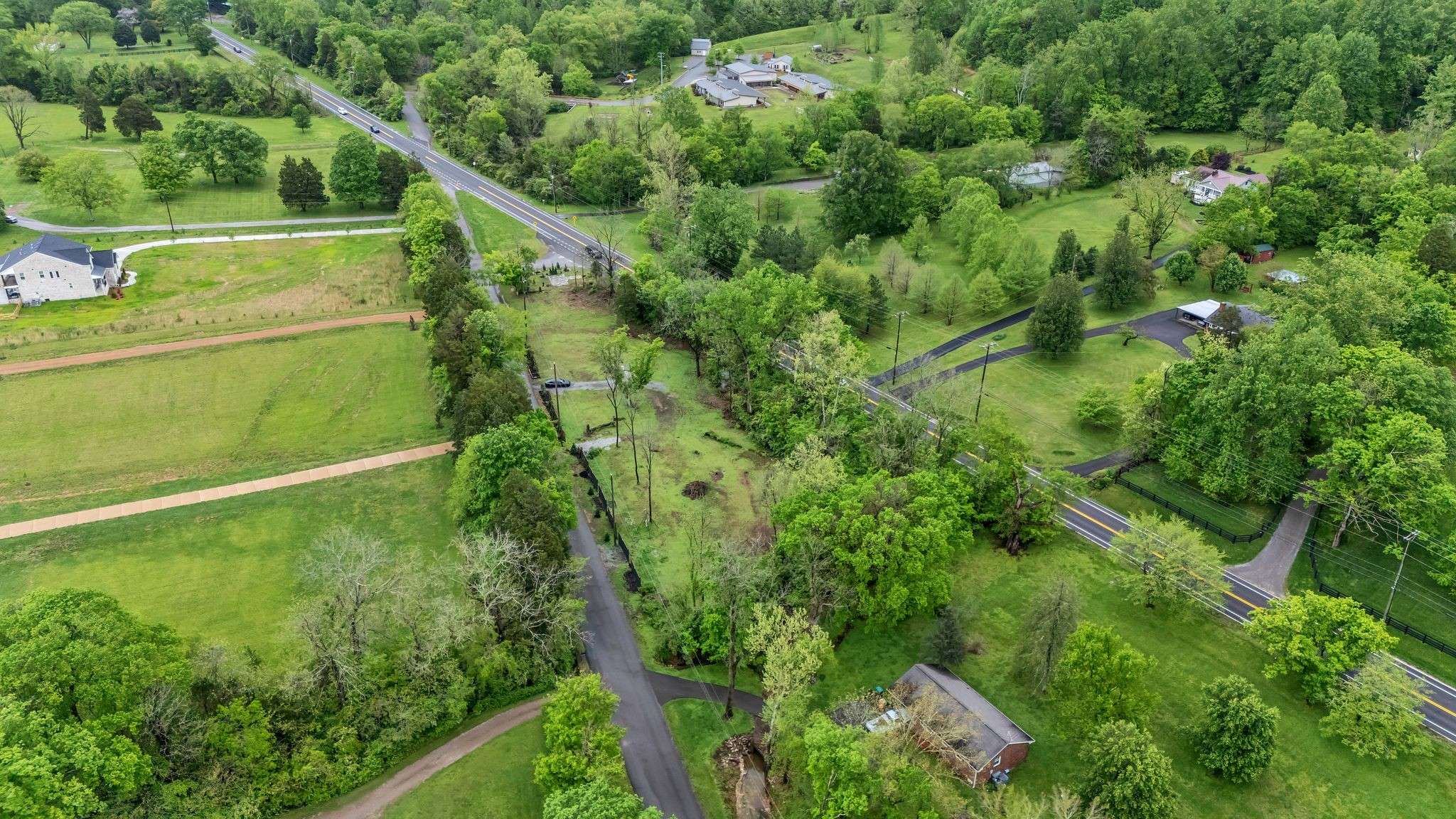 Nashville, TN 37221,8215 Linton Lane