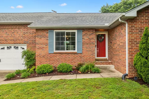 Hermitage, TN 37076,5336 Roxborough Pass