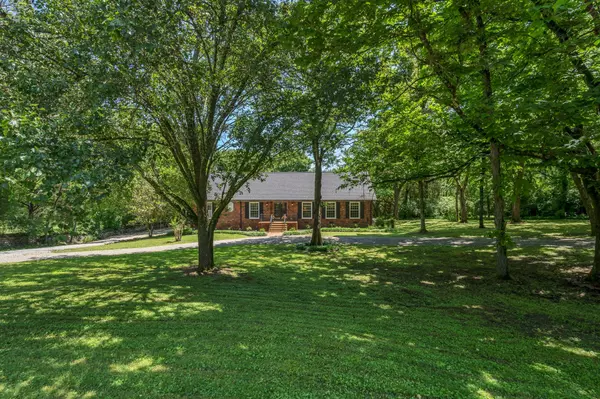 Franklin, TN 37069,1001 Dickinson Ln