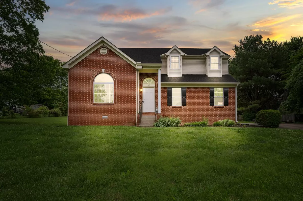 White Bluff, TN 37187,119 Coach Dr