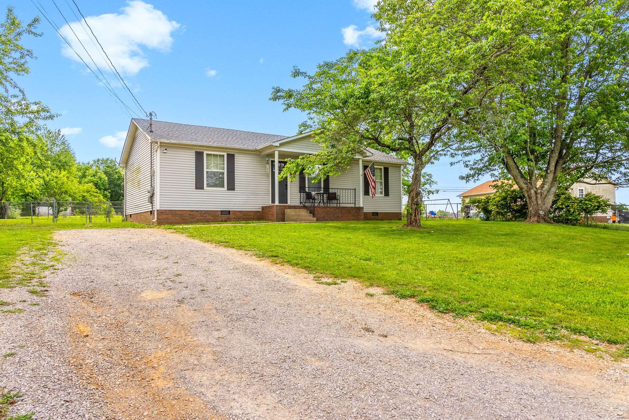 Oak Grove, KY 42262,602 Artic Ave