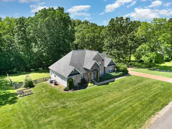 Burns, TN 37029,1002 Bradby Dr