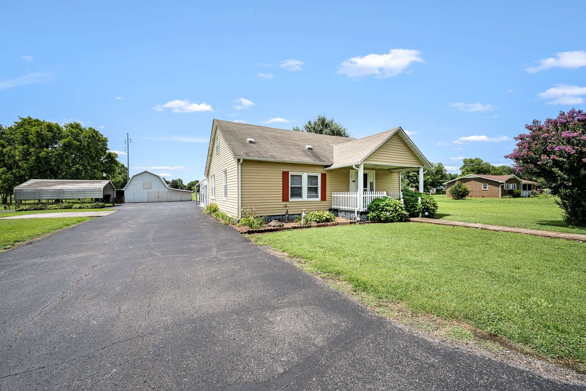 Unionville, TN 37180,124 Sub Station Rd