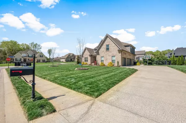 196 Knoxleigh Way, Murfreesboro, TN 37129