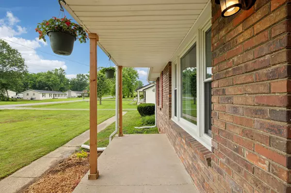 Old Hickory, TN 37138,215 Highland Dr