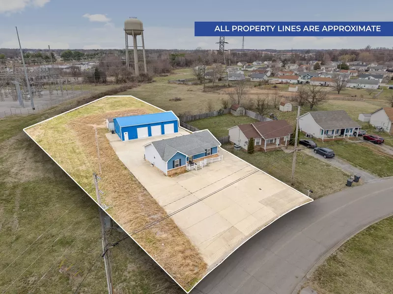 107 Waterford Dr, Oak Grove, KY 42262