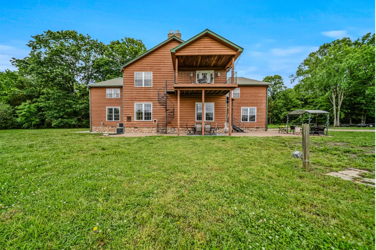 Rockvale, TN 37153,8040 Highway 99