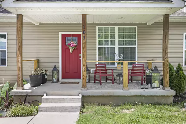 Dickson, TN 37055,103 Lockhart St