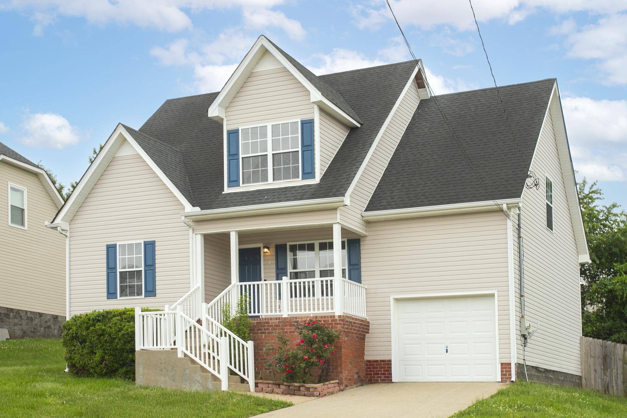 7814 Rainey Dr, Antioch, TN 37013