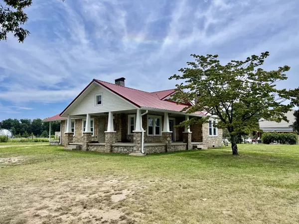Saint Joseph, TN 38481,233 Shelton Dr