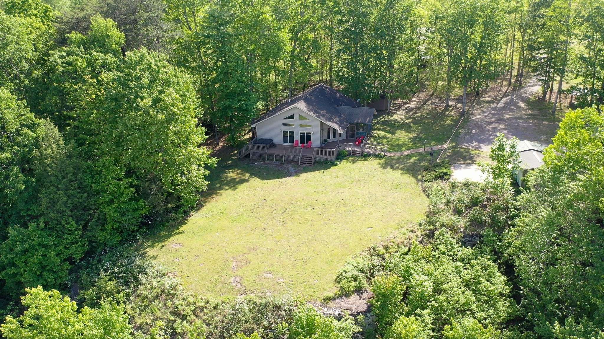 Tracy City, TN 37387,462 Clifford Dykes Rd