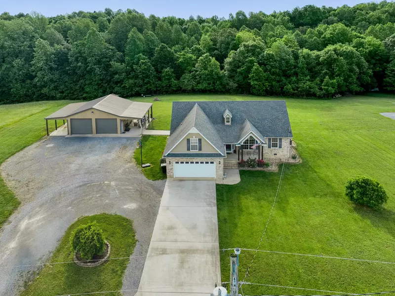 1383 Smith Chapel Rd, Shelbyville, TN 37160