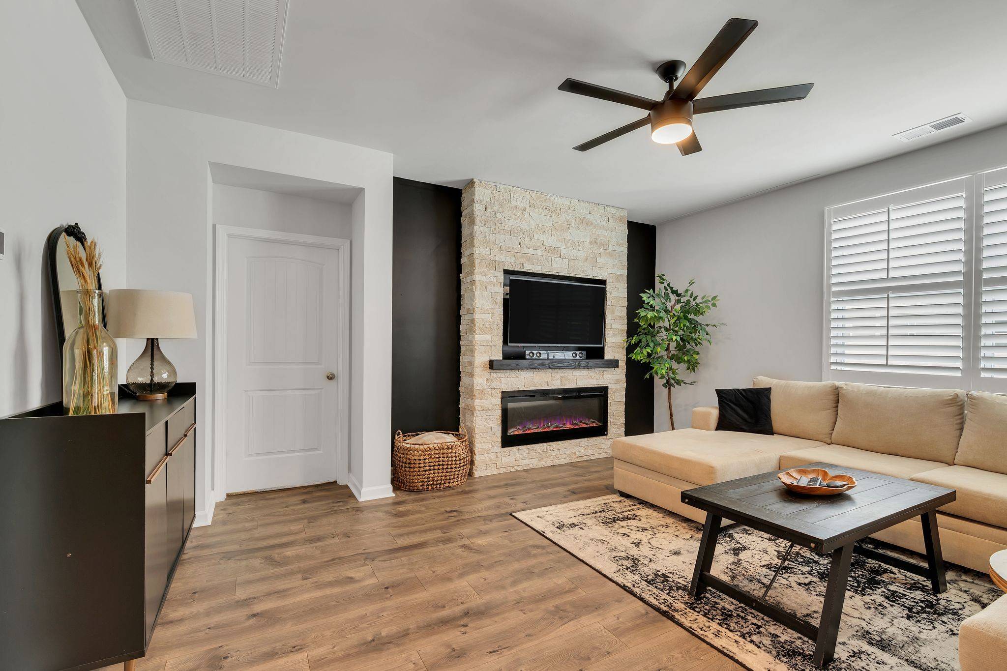 White House, TN 37188,5312 Owens Ln