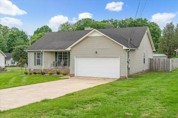Columbia, TN 38401,1910 Burlington Cir