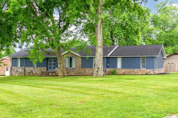 Hendersonville, TN 37075,142 Allen Dr