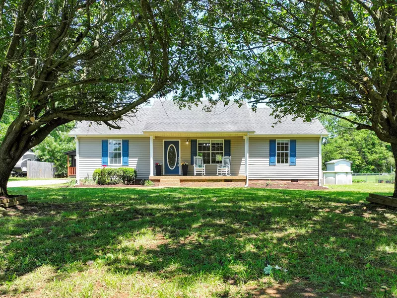 3856 Hearthstone Dr, Chapel Hill, TN 37034