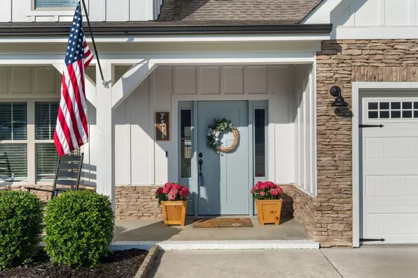 Ooltewah, TN 37363,7511 Hollydale Lane